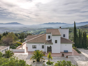 3 slaapkamer Villa te koop in Casarabonela