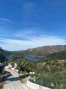 3 slaapkamer Rijtjeshuis te koop in Istan