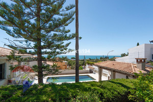 4 slaapkamer Villa te koop in Velez-Malaga