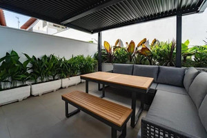 3 slaapkamer Rijtjeshuis te koop in Estepona