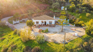 4 slaapkamer Villa te koop in Colmenar