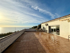 6 slaapkamer Villa te koop in Torreguadiaro