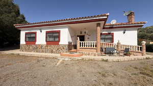 3 slaapkamer Villa te koop in Almogia