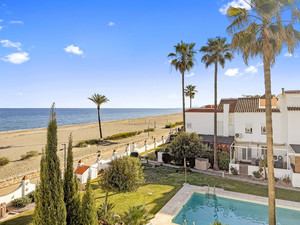 5 slaapkamer Rijtjeshuis te koop in Casares