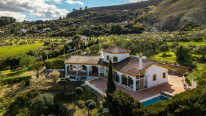 4 slaapkamer Villa te koop in Casarabonela
