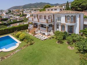 10 slaapkamer Villa te koop in Benalmadena