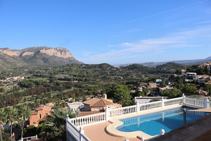 3 slaapkamer Villa te koop in Denia