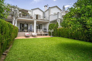 3 slaapkamer Rijtjeshuis te koop in Marbella