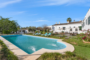 15 slaapkamer Commercieel te koop in Bornos