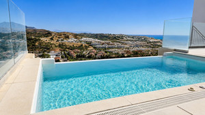 4 slaapkamer Appartement te koop in Mijas