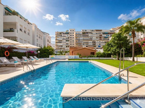 4 slaapkamer Appartement te koop in Torremolinos