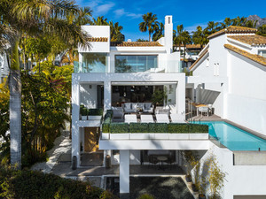 4 slaapkamer Villa te koop in Marbella