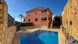 3 slaapkamer Rijtjeshuis te koop in San Miguel de Salinas