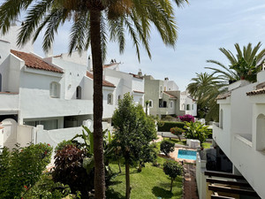 3 slaapkamer Rijtjeshuis te koop in Marbella