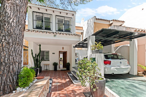 4 slaapkamer Rijtjeshuis te koop in Benahavis