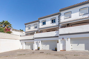 3 slaapkamer Rijtjeshuis te koop in Coin