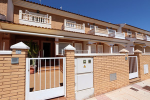 3 slaapkamer Rijtjeshuis te koop in Los Alcazares