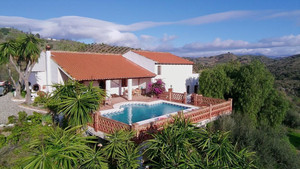6 slaapkamer Villa te koop in Alora
