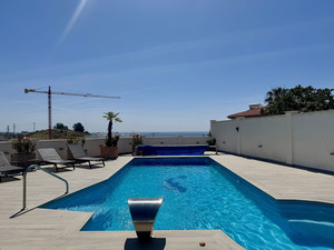 4 slaapkamer Villa te koop in Estepona