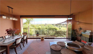 3 slaapkamer Rijtjeshuis te koop in Estepona