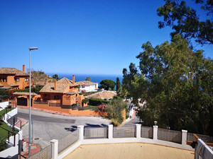 4 slaapkamer Villa te koop in Benalmadena