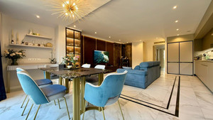 6 slaapkamer Villa te koop in Alicante