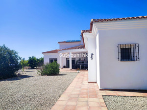 9 slaapkamer Rijtjeshuis te koop in Arenas