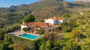 6 slaapkamer Villa te koop in Periana