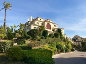 4 slaapkamer Appartement te koop in Benahavis
