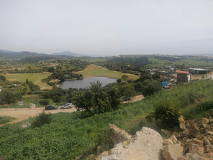 Grondstuk te koop in Estepona