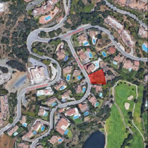 Grondstuk te koop in Benahavis