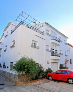 4 slaapkamer Villa te koop in Benarraba