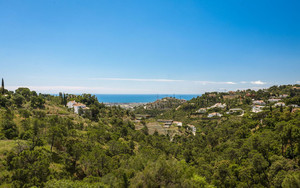 Grondstuk te koop in Benahavis