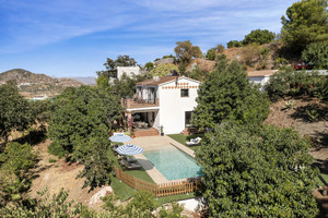 4 slaapkamer Villa te koop in Coin