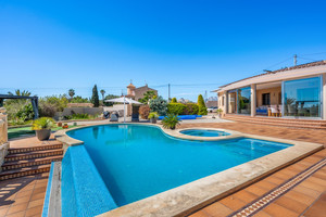 5 slaapkamer Villa te koop in Crevillent
