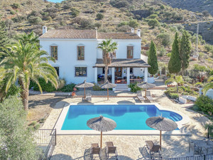 7 slaapkamer Villa te koop in Alora