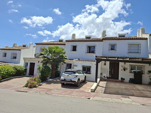 3 slaapkamer Rijtjeshuis te koop in Manilva
