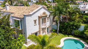 4 slaapkamer Villa te koop in Marbella
