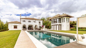 6 slaapkamer Villa te koop in San Roque Club