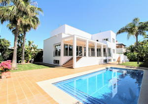 6 slaapkamer Villa te koop in Marbella
