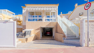 2 slaapkamer Villa te koop in Orihuela
