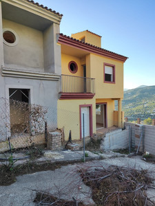 3 slaapkamer Villa te koop in Alcaucin