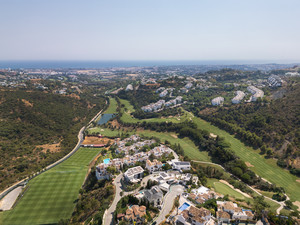 Grondstuk te koop in Benahavis