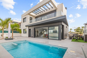 4 slaapkamer Villa te koop in Algorfa