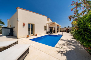 3 slaapkamer Villa te koop in Coin