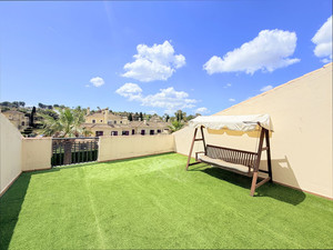 4 slaapkamer Rijtjeshuis te koop in Sotogrande