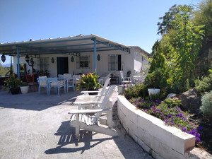 4 slaapkamer Villa te koop in Guaro