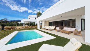 4 slaapkamer Villa te koop in Mijas