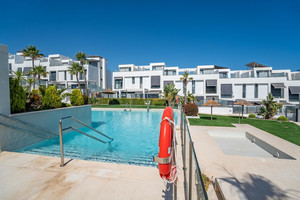 4 slaapkamer Rijtjeshuis te koop in Rincon de la Victoria