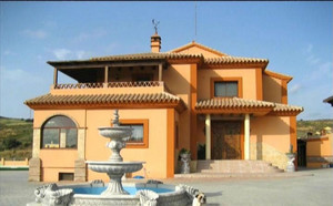 5 slaapkamer Villa te koop in Estepona